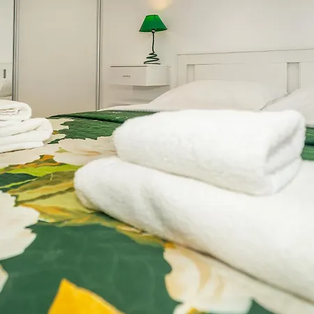 Apartament Poolside Anabella Baška