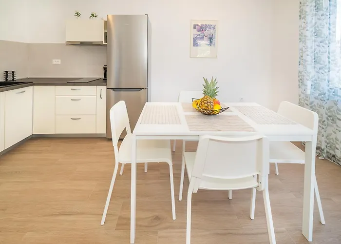 Apartament Poolside Anabella Baška