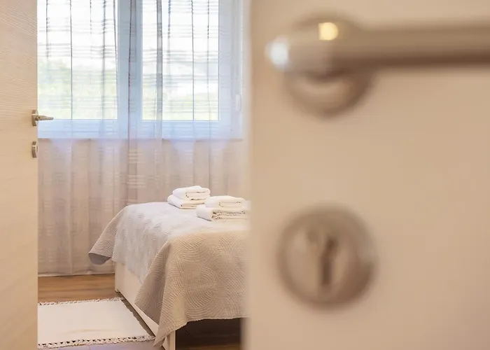 Poolside Anabella Apartament Baška