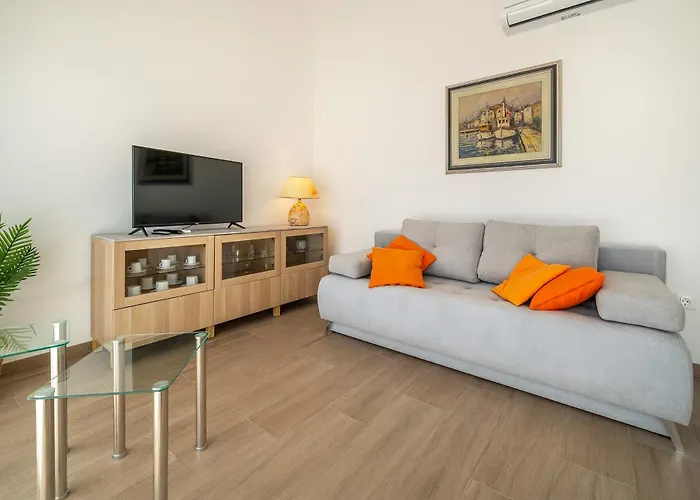 Apartament Poolside Anabella *