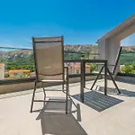 Poolside Anabella Apartamento Baška