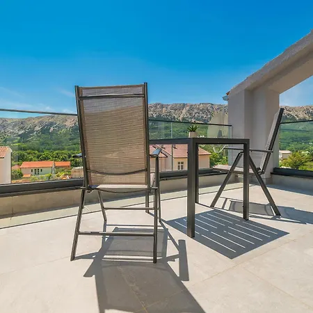 Poolside Anabella Apartman Baška
