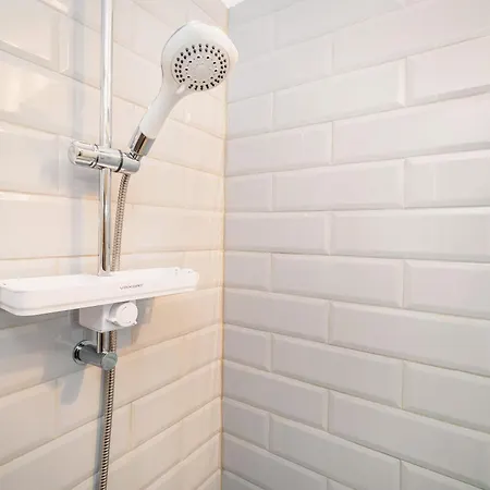 Poolside Anabella Baska (Krk)