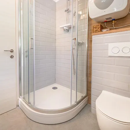 Poolside Anabella * Baska (Krk)