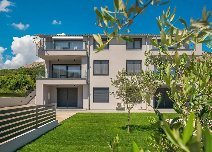 Apartmán Poolside Anabella *