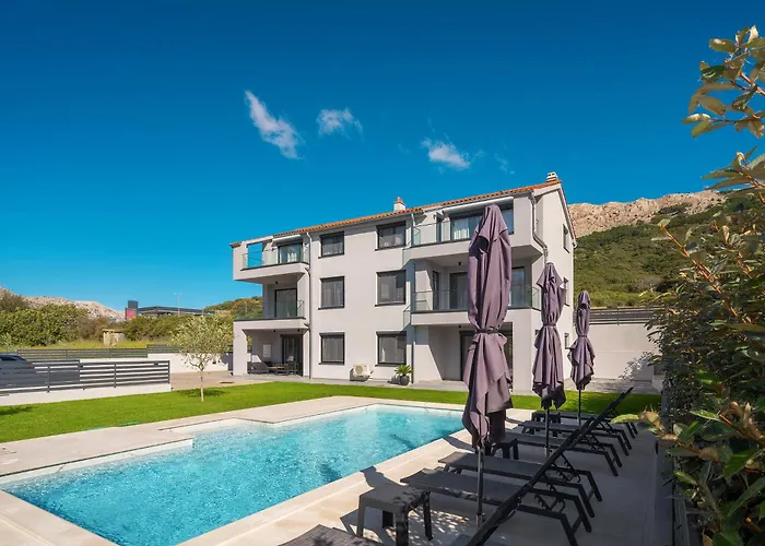 Poolside Anabella * Baška